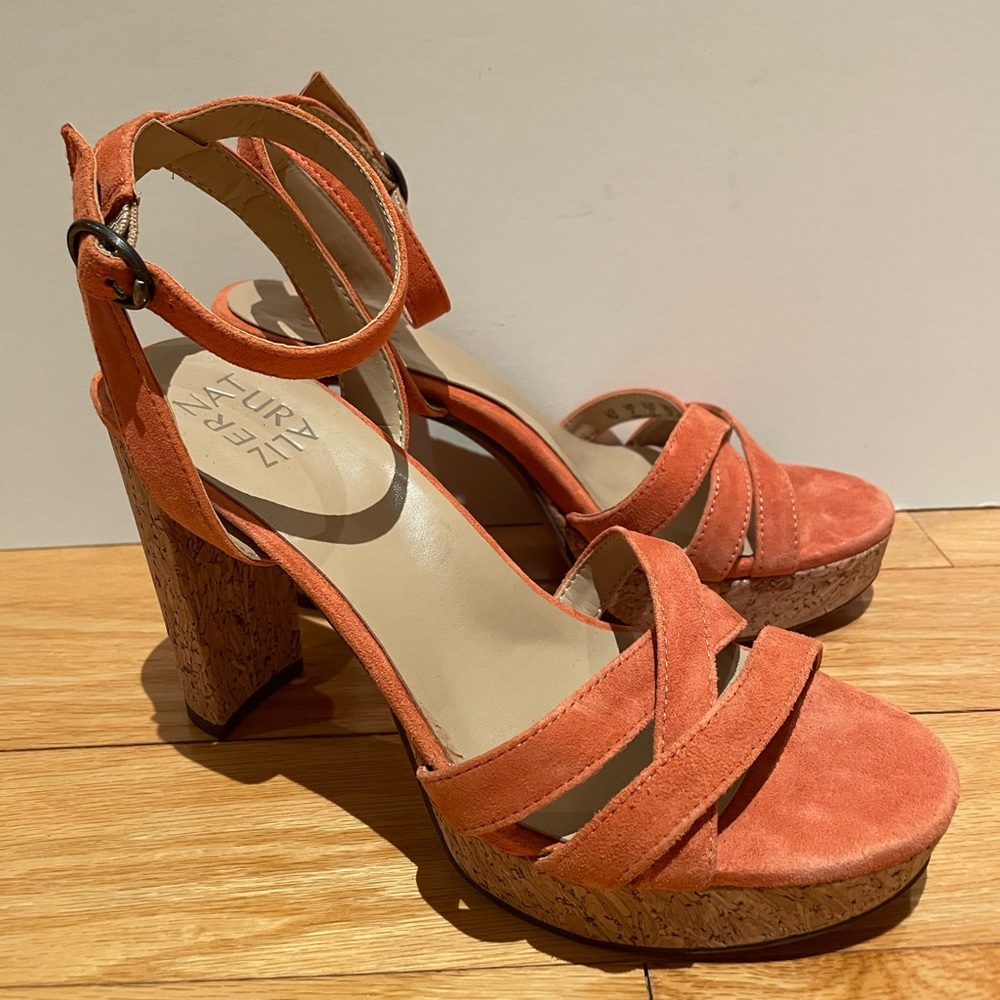 Naturalizer Mallory Orange Suede Cork Sandals Sz 7 width M